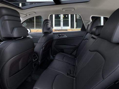 New 2026 Kia Sportage EX AWD/4WD image 18