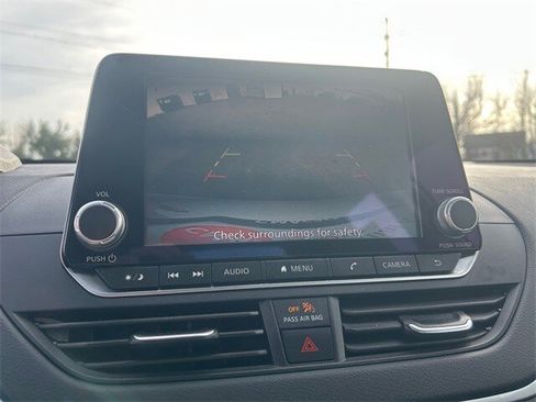 Certified 2025 Nissan Altima 2.5 S image 17