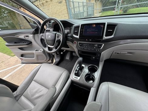 Used 2017 Honda Pilot EX-L image 34