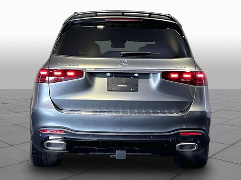 New 2026 Mercedes-Benz GLS 580 4MATIC image 4