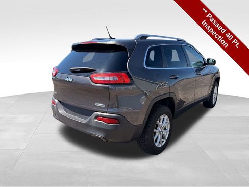 Used 2014 Jeep Cherokee Latitude AWD/4WD image 7