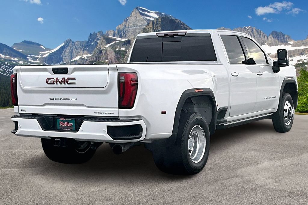 Used 2024 GMC Sierra 3500 Denali w/ Denali Reserve Package AWD/4WD image 2