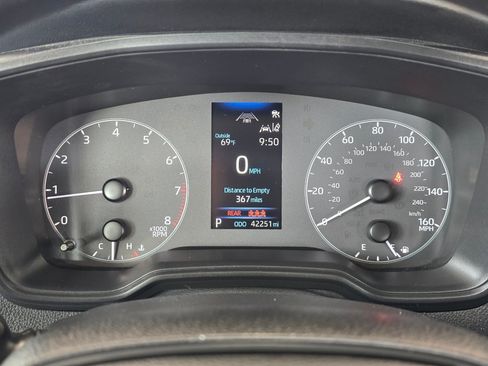 Used 2024 Toyota Corolla LE FWD image 21