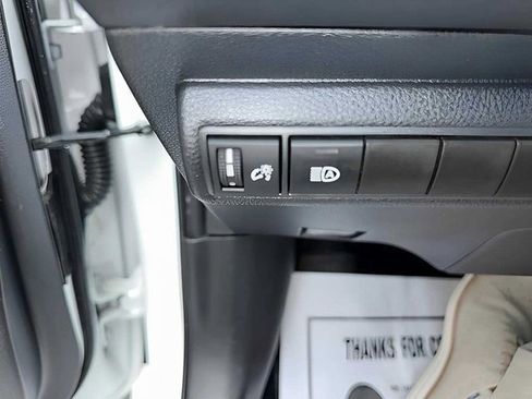 Used 2024 Toyota Corolla SE image 9