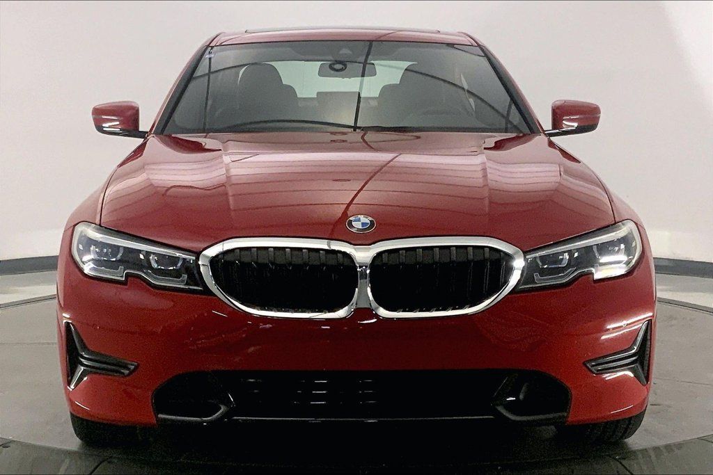 Used 2022 BMW 330i xDrive Sedan w/ Premium Package 2 AWD/4WD image 2