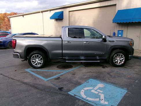 Used 2019 GMC Sierra 1500 SLT w/ SLT Premium Package image 6