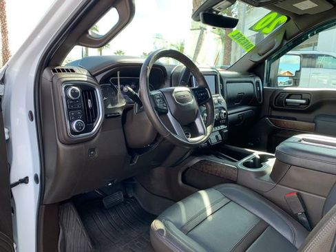 Used 2020 GMC Sierra 2500 Denali w/ Denali Ultimate Package AWD/4WD image 20