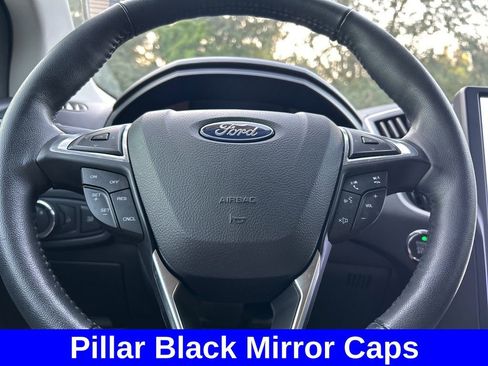 Used 2023 Ford Edge SEL w/ Sport Appearance Package image 19