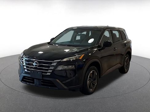 Used 2025 Nissan Rogue SV image 7