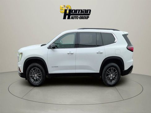 Used 2025 GMC Acadia Elevation FWD image 2