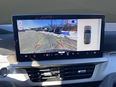 New 2026 Ford Explorer Active w/ Active Comfort Package image 10