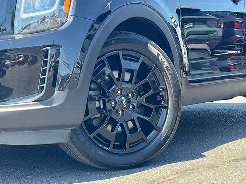 Used 2022 Kia Telluride SX w/ SX Prestige Package AWD/4WD image 2