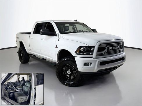 Used 2018 RAM 2500 Laramie w/ Sport Appearance Group AWD/4WD image 2