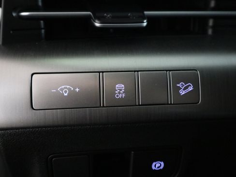 Used 2025 Hyundai Kona SEL image 29