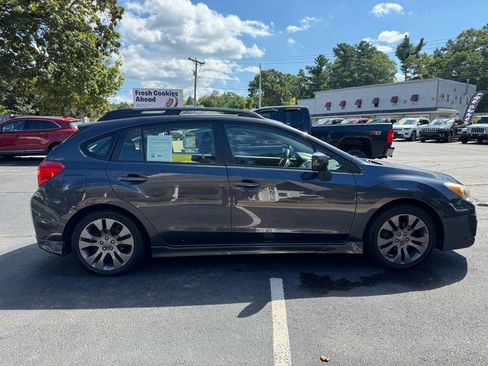 Used 2013 Subaru Impreza 2.0i Sport Premium image 10