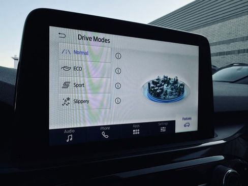 Used 2025 Ford Escape ST-Line image 34