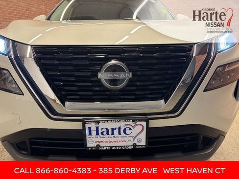 Certified 2023 Nissan Rogue SV image 38