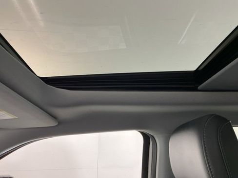 Certified 2024 Ford F350 Lariat w/ Camper Package image 25