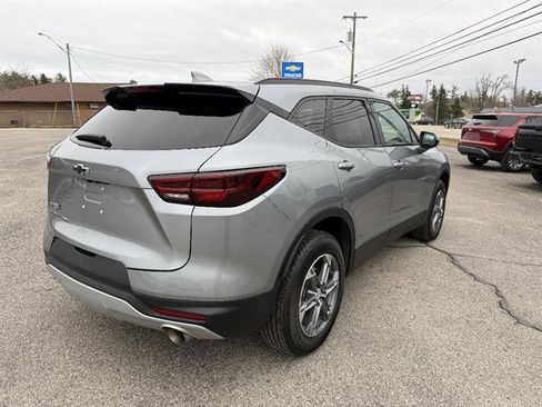 Used 2024 Chevrolet Blazer LT w/ Convenience Package image 8