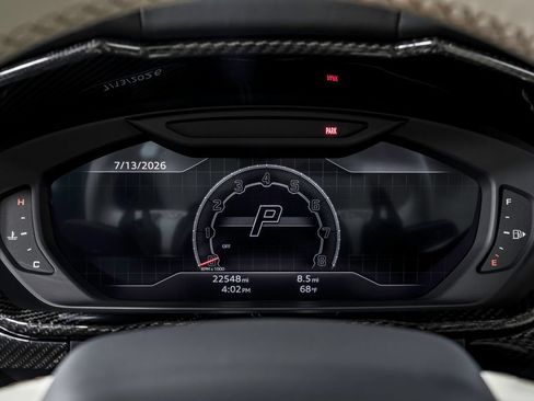 Used 2024 Lamborghini Urus S AWD/4WD image 15