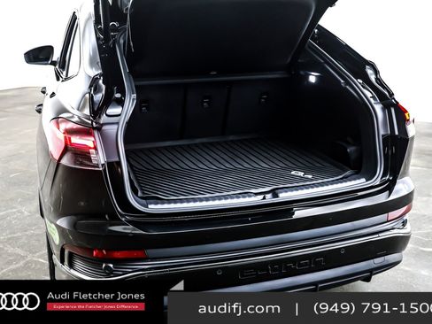 Used 2023 Audi Q4 e-tron Premium Plus w/ Premium Plus image 24
