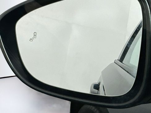 Used 2024 Honda Accord EX image 16