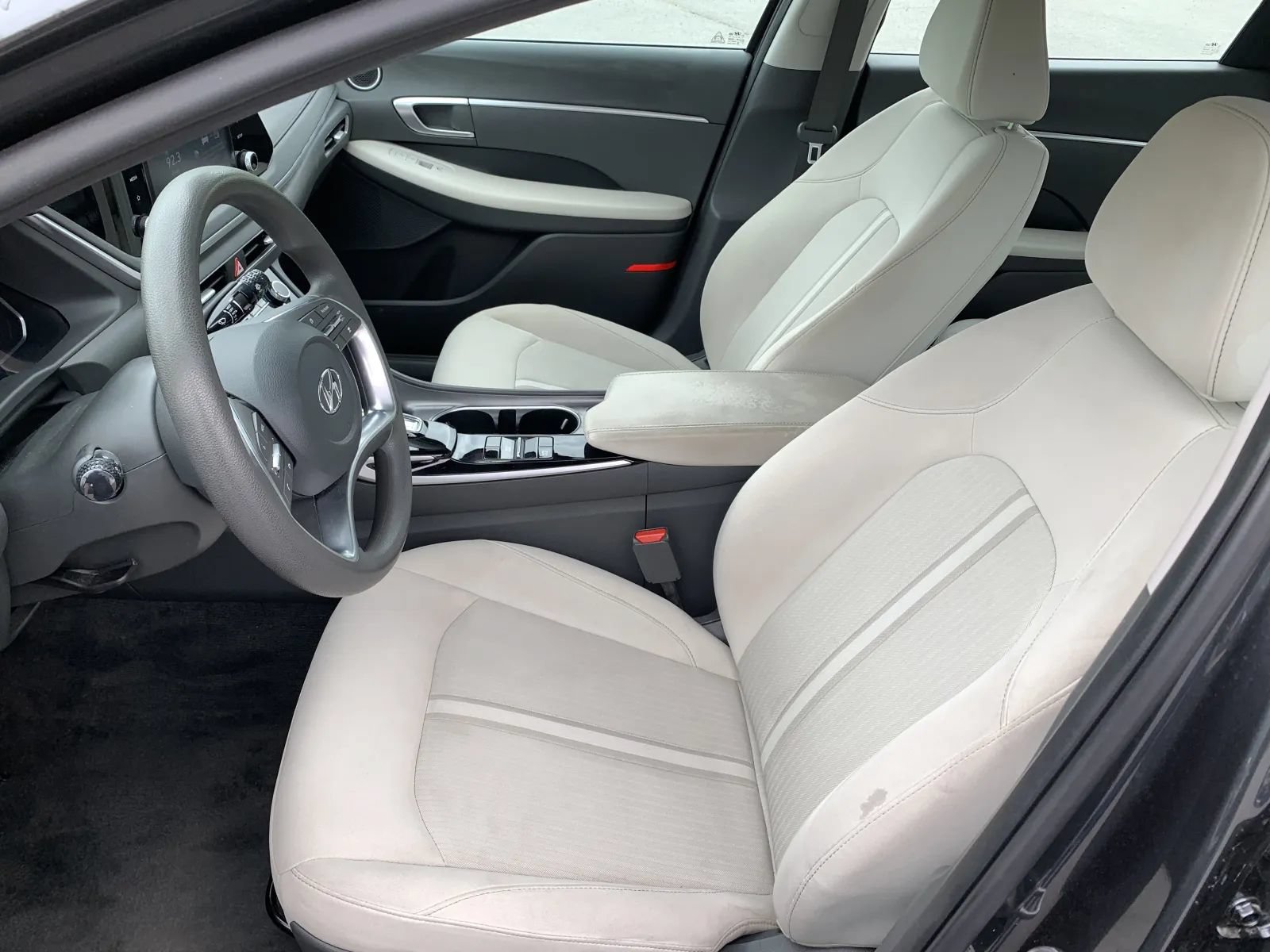 Used 2023 Hyundai Sonata SE w/ Cargo Package FWD image 23