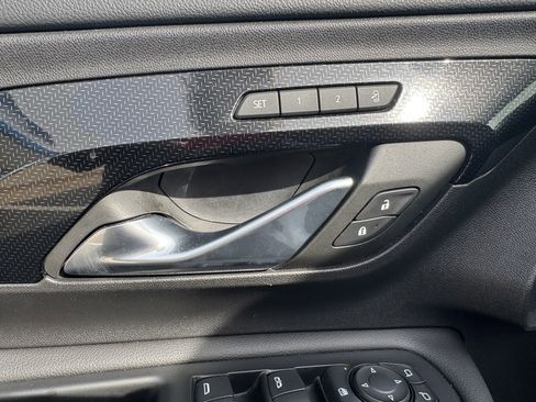 Used 2023 GMC Terrain AT4 image 14