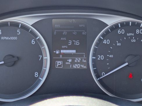 Used 2025 Nissan Versa S w/ Trunk Package FWD image 21