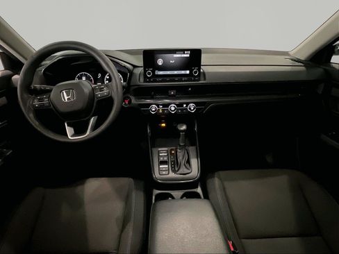 Used 2025 Honda CR-V LX image 7