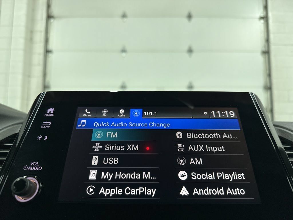 Used 2024 Honda Odyssey Sport image 26