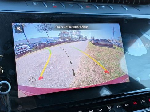 New 2026 Jeep Grand Cherokee Altitude AWD/4WD image 20