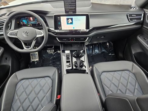 New 2026 Volkswagen Atlas Cross Sport SEL Premium R-Line image 9