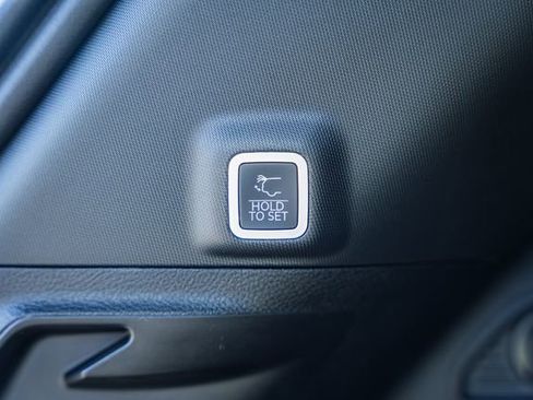 New 2026 Jeep Grand Cherokee Laredo image 14