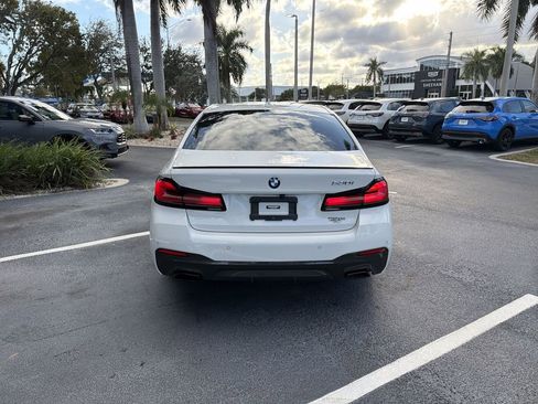 Used 2023 BMW 530i w/ M Sport Package image 3