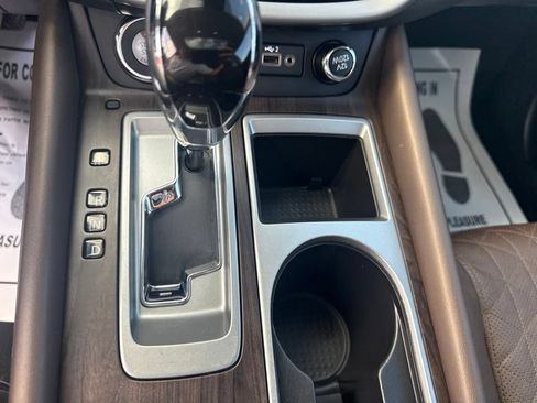 Used 2022 Nissan Murano Platinum AWD/4WD image 12