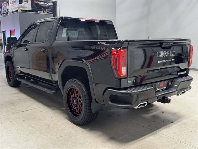Used 2024 GMC Sierra 1500 Elevation w/ LPO, Elevation Black Package AWD/4WD image 6