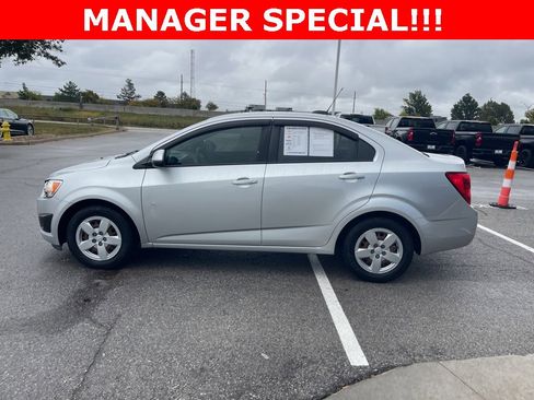 Used 2016 Chevrolet Sonic LS image 6