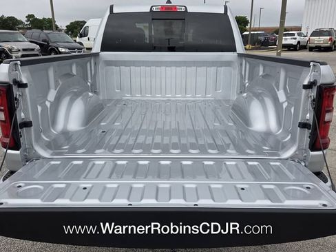 New 2026 RAM 1500 Express AWD/4WD image 12