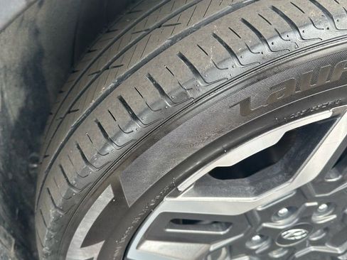 Used 2023 Hyundai Santa Fe Limited image 1