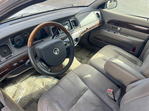 Used 2007 Mercury Grand Marquis LS image 35