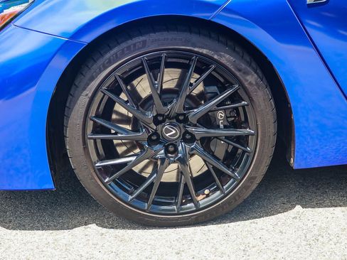 Used 2015 Lexus RC F w/ Performance Package RWD image 9