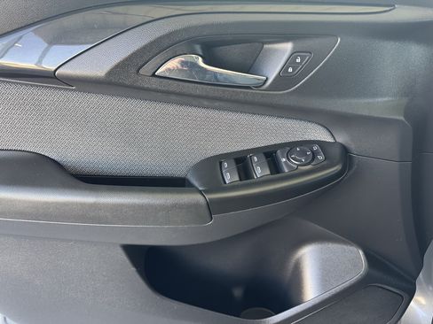 Certified 2021 Chevrolet TrailBlazer LT FWD image 11