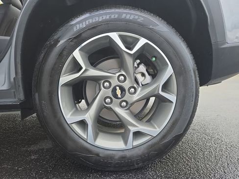 Used 2024 Chevrolet Trax LT w/ Driver Confidence Package image 35