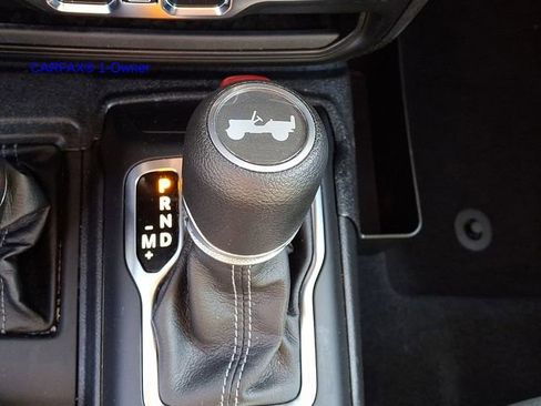 Used 2025 Jeep Wrangler Unlimited Sport AWD/4WD image 17