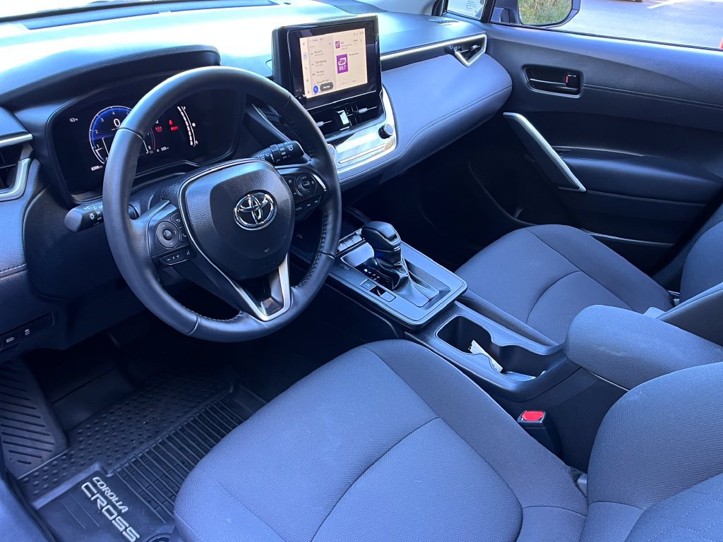 Used 2026 Toyota Corolla Cross LE w/ Cold Weather Package AWD/4WD image 10