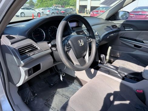 Used 2009 Honda Accord EX image 17