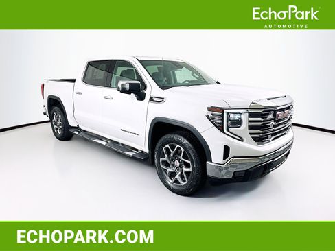 Used 2023 GMC Sierra 1500 SLT image 1