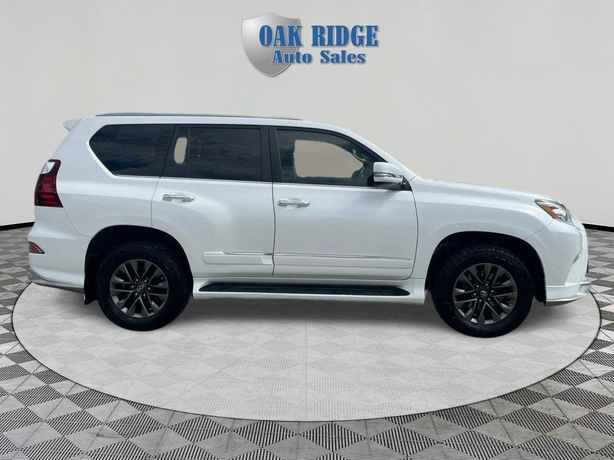 Used 2018 Lexus GX 460 Premium AWD/4WD image 4