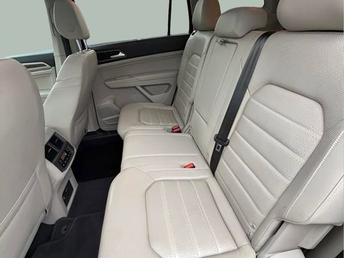 Used 2019 Volkswagen Atlas SEL Premium image 14